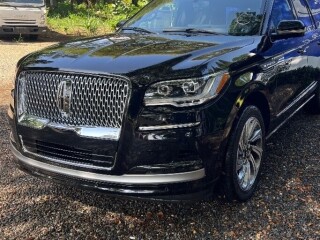 Lincoln Navigator Reserve, la jeepeta que define tu personalidad!!