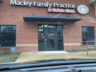 Attain Immediate Care from Macley Family Practice and Walk in Clinic