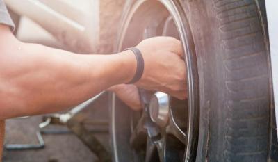 Master the Basics: How to Change a Tire with Ease