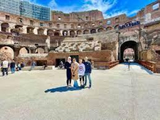 River cruise in rome