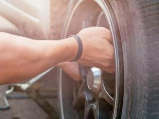 Master the Basics: How to Change a Tire with Ease