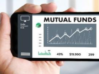 How does the top mutual fund software in India utilize automatic reminders for better client managem