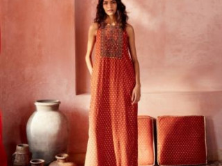 Stylish Women's Dresses - Shop Latest Trends at Global Desi