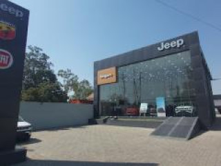  Jeep sales near me (in indore)