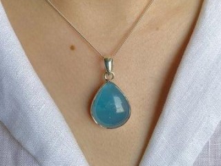 Radiant Aquamarine: The Gem of Tranquility