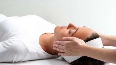 experience-the-calmness-with-reiki-healing-dubai-big-0