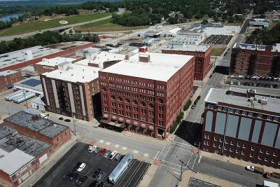 top-notch-modern-loft-apartments-american-electric-lofts-big-0